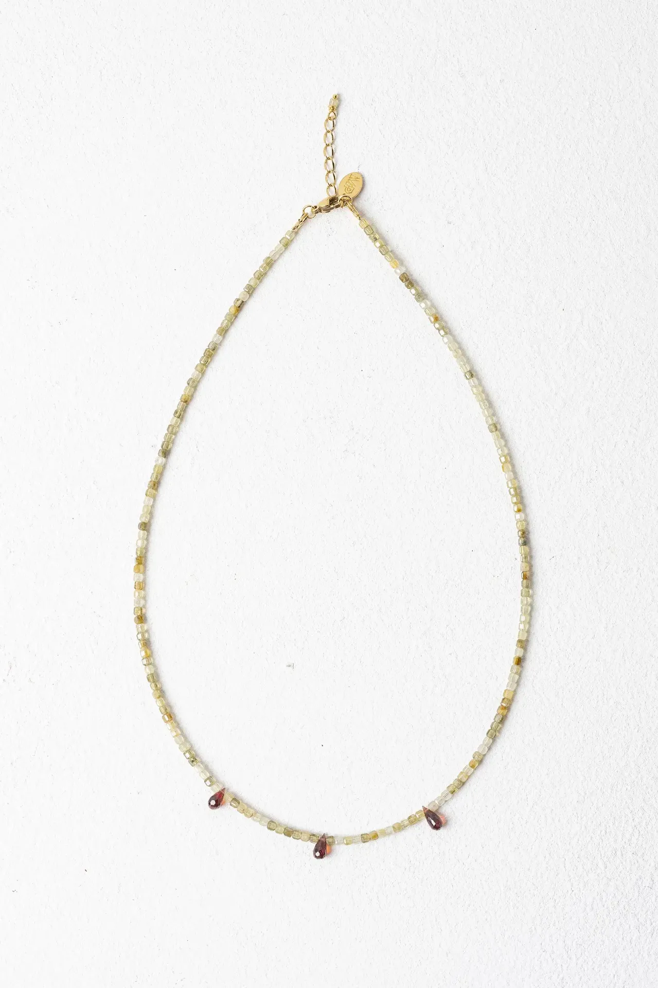 [252.TEMPO-N-GGR] TEMPO - NECKLACE | Green Garnet