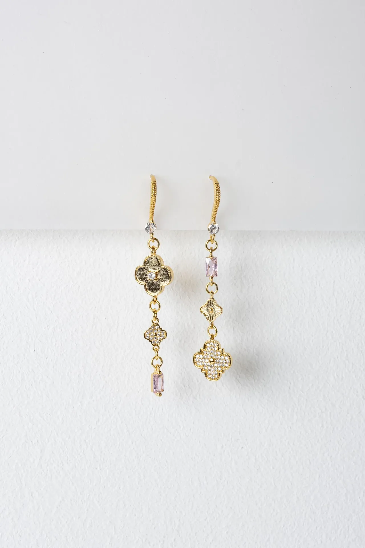 [261.MURPHY/S-E-GP] MURPHY - EARRINGS | Gold Pink