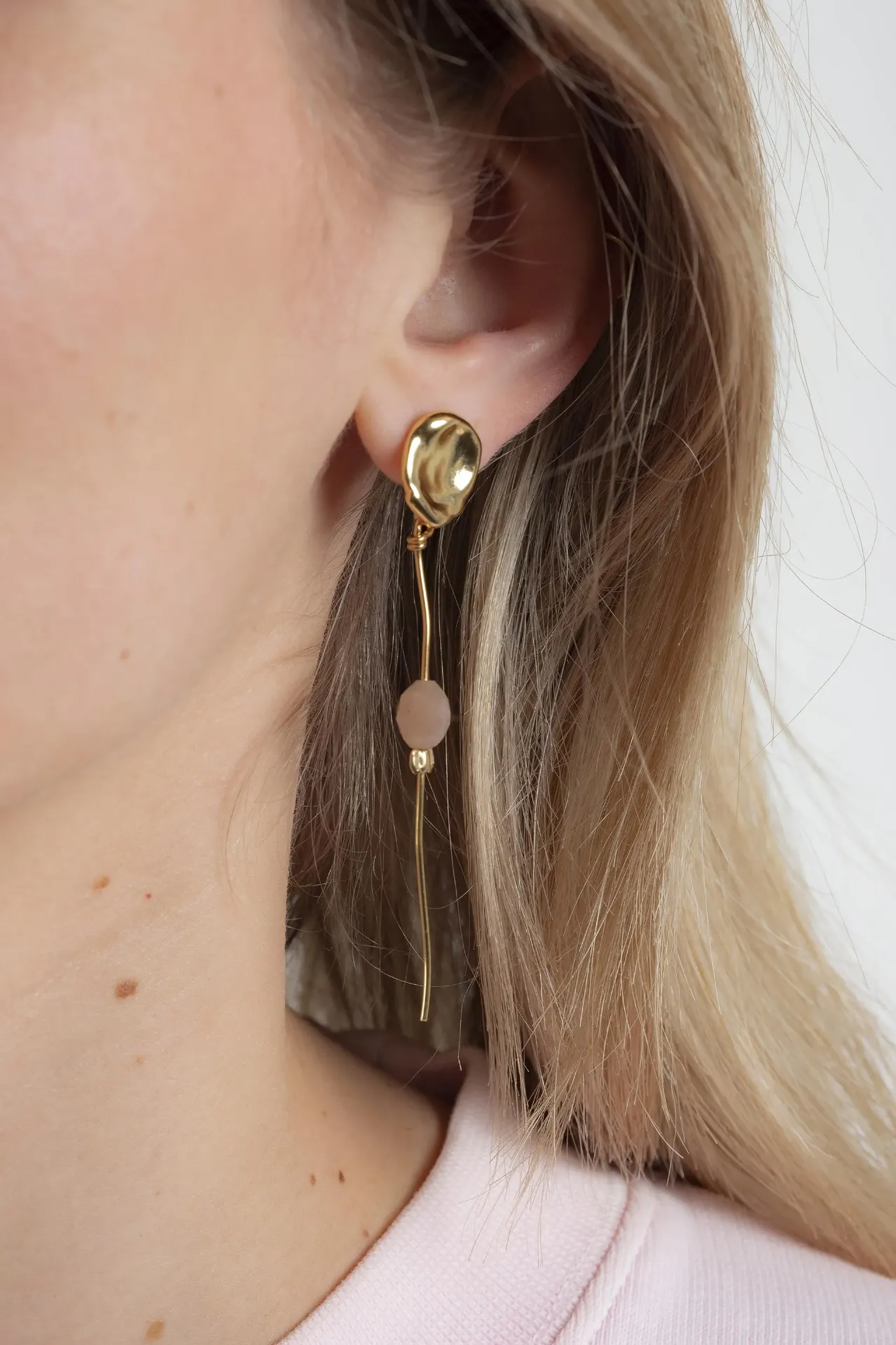 [261.VERNY26-E-GP] VERNY - OORBELLEN | Gold Pink