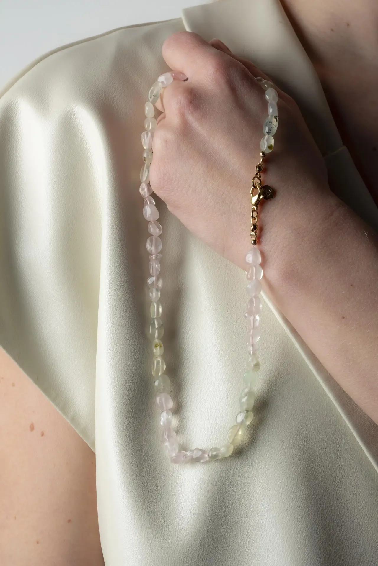 [261.IDYL-N-GP] IDYL - NECKLACE | Gold Pink
